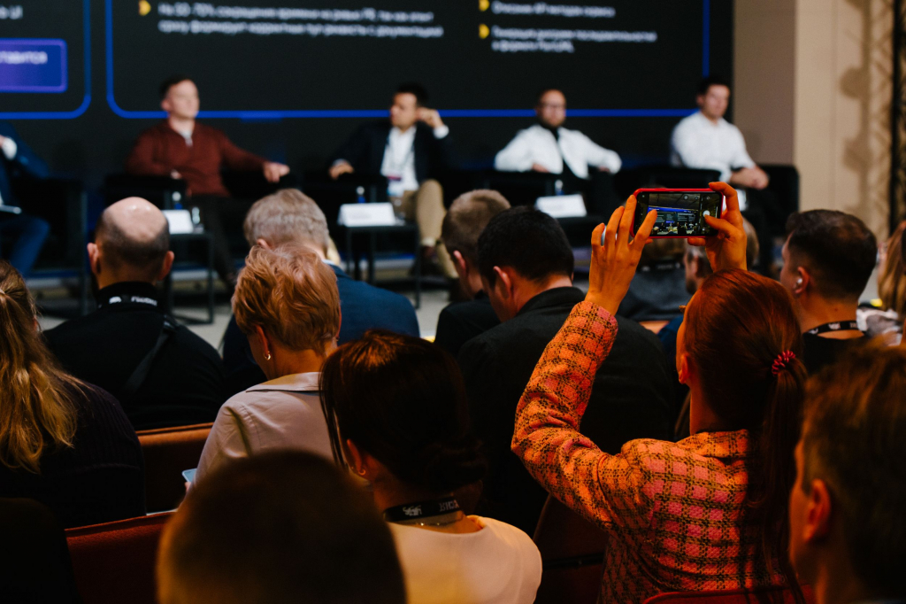 BeeLine_Back_Russia_centr-229.jpg BeeLine_Back_Russia_centr-229.jpg