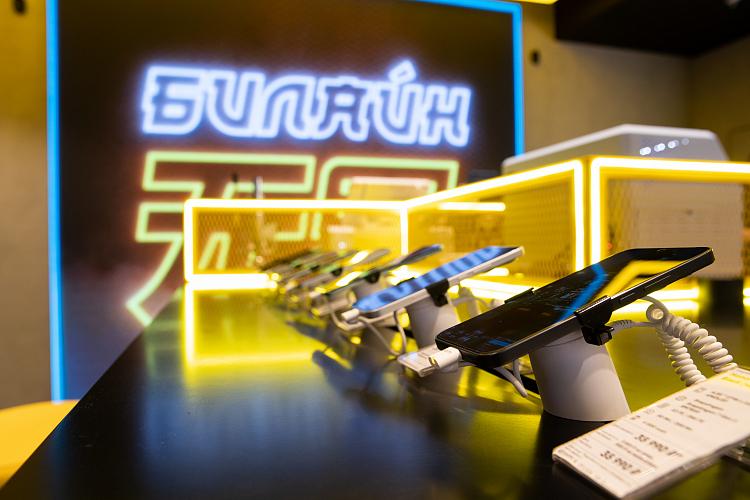 Билайн запустил продажу уценённых смартфонов со скидками в офисах