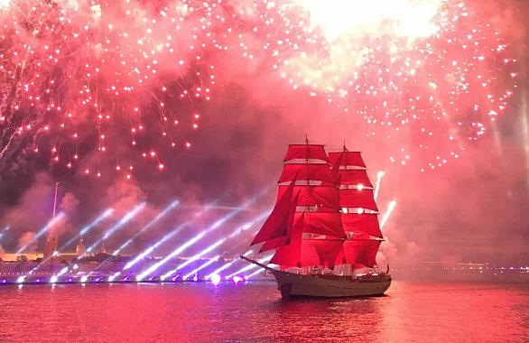 Через сеть билайна на «Алых парусах» каждую минуту проходил трафик, равный 23 тысячам фото